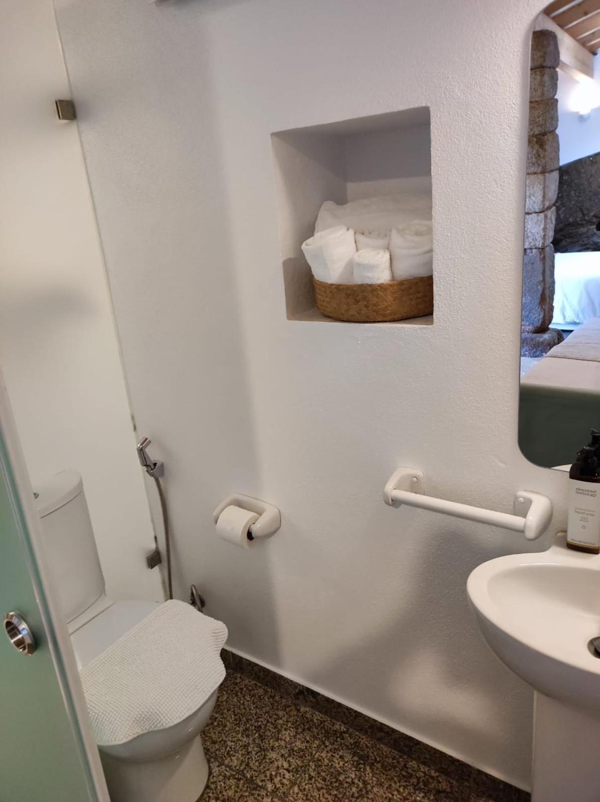 Casa Do Meio Em Quinta De Sao Pedro De Vir-A-Corca Monsanto Eksteriør bilde